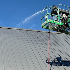 Commercial-Roof-Cleaning-in-Charleston-SC-Professional-Soft-Washing-Service 1